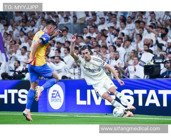 西甲精彩对决波尔图狂胜皇马6比2补时进球点燃全场激情 西甲精彩对决波尔图狂胜皇马6比2补时进球点燃全场激情