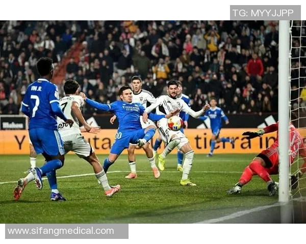 国王杯惊现冷门拜仁3-0马竞绝杀瞬间点燃全场激情