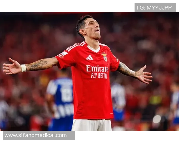 那不勒斯友谊赛大胜马竞帽子戏法引发全场狂欢精彩瞬间回顾