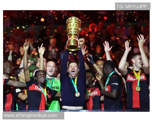 足总杯激战：巴黎圣日耳曼绝杀巴萨全场沸腾转会传闻再起